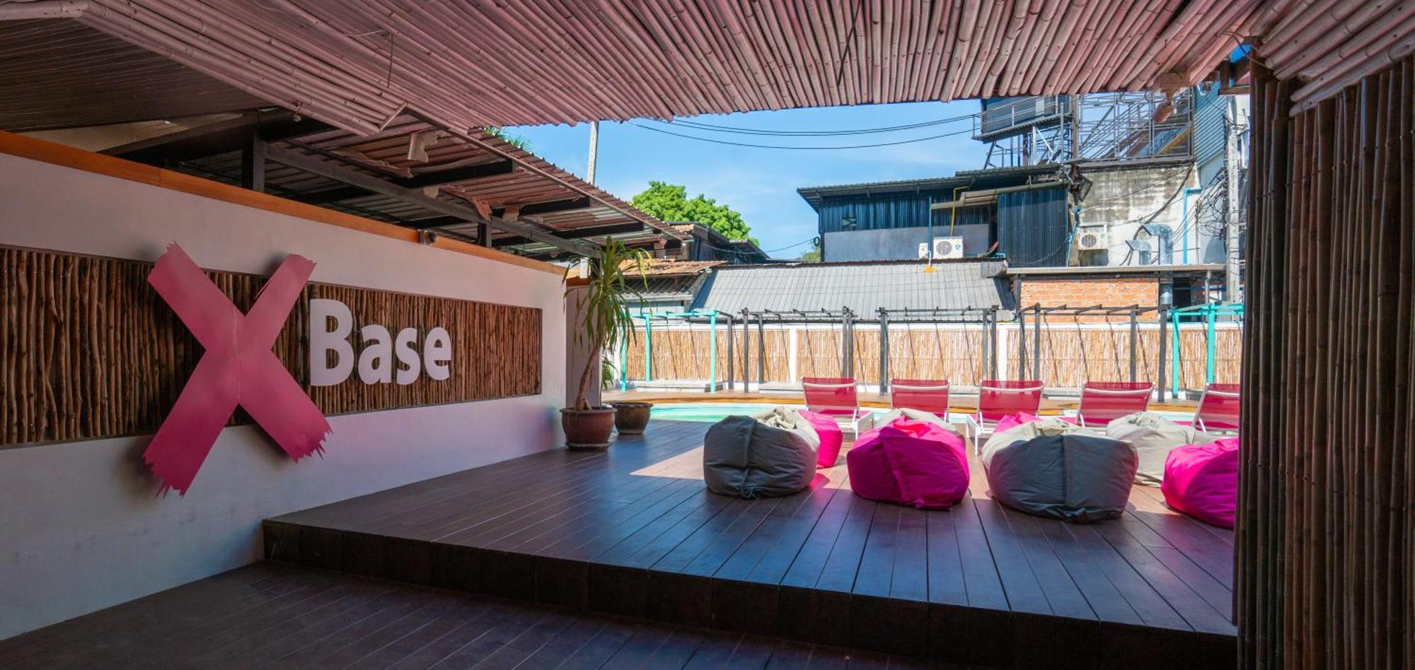 Base Party Hostel Ao Nang Exterior foto